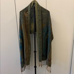 Elegant Multicolor Paisley Women's Scarf